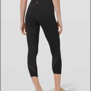 Lululemon Athletica Black Wunder Under HR Crop
